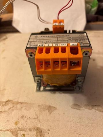 220/24V Klockner-Moeller transformator beschikbaar voor biedingen