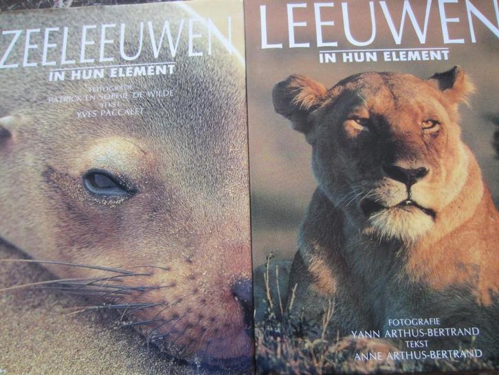 leeuwen in hun element + zeeleeuwen in hun element, Boeken, Dieren en Huisdieren, Zo goed als nieuw, Overige diersoorten, Ophalen of Verzenden