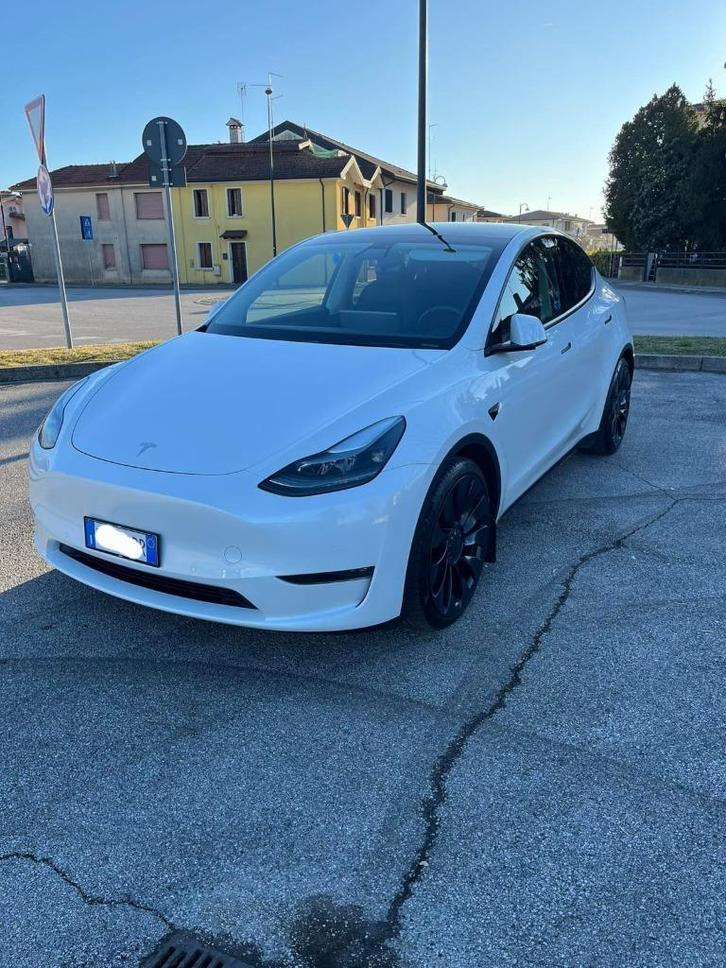 Tesla model y Performance, Auto's, Tesla, Particulier, Model Y, 360° camera, 4x4, ABS, Achteruitrijcamera, Adaptieve lichten, Adaptive Cruise Control