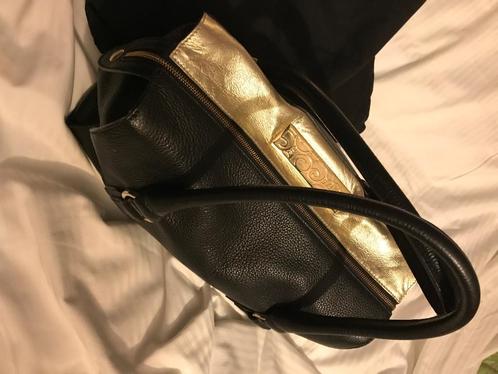 Handtas La Pomme De Loveley, Handtassen en Accessoires, Tassen | Damestassen, Zo goed als nieuw, Handtas, Zwart, Ophalen of Verzenden