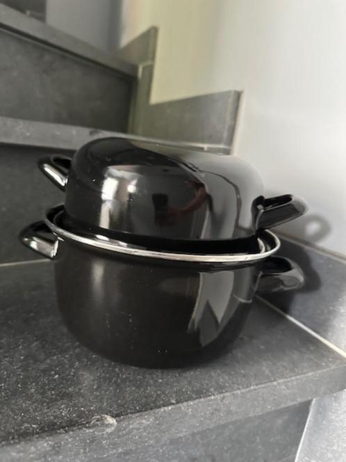 77 Mosselpotten, Huis en Inrichting, Keuken | Potten en Pannen, Gebruikt, Overige typen, Ophalen