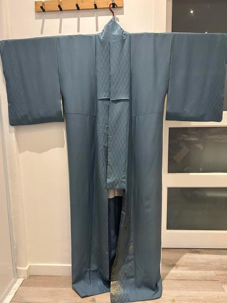 Vintage zijden kimono - Blauw met strepen, Kleding | Dames, Overige Dameskleding, Zo goed als nieuw, Verzenden