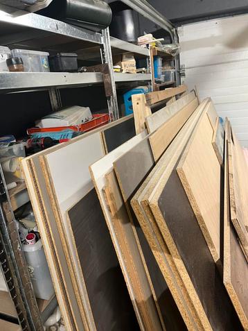 Platen voor kasten & meubels… beschikbaar voor biedingen