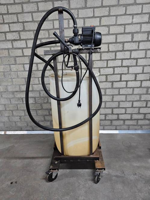 Mobiele kunststof tank 200 LTR voor diesel met pomp 220 volt, Auto-onderdelen, Brandstofpompen, Ophalen