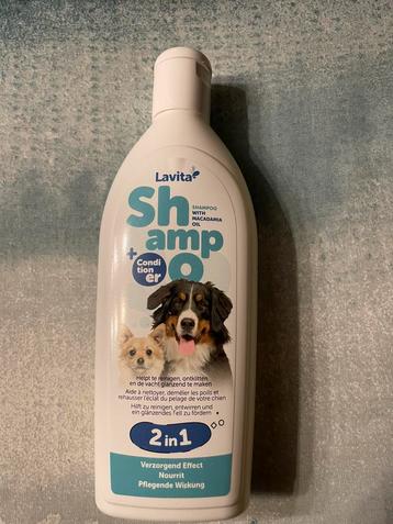 Hondenshampoo 2 in 1 beschikbaar voor biedingen