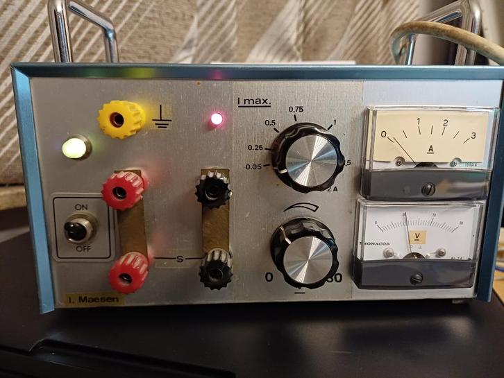 Regelbare labovoeding 0 -030 VDC, Elektronische apparatuur, Overige elektronische apparatuur, Ophalen