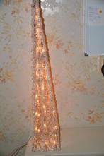 Piramide met ledverlichting, Diversen, Ophalen, Zo goed als nieuw