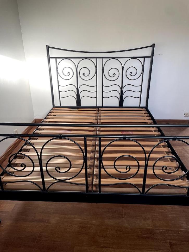 Tweepersoonsbed 160x200 – stevig metalen frame, Huis en Inrichting, Slaapkamer | Bedden, Zo goed als nieuw, Tweepersoons, 160 cm