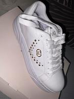 Chaussure liujo 38, Sport en Fitness, Basketbal, Ophalen, Nieuw, Schoenen