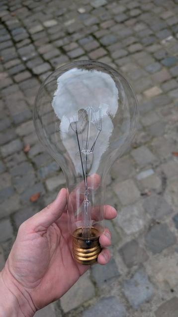 Ampoule sigtay 1000w neuve beschikbaar voor biedingen