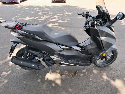 Scooter Honda Forza 125, Motoren, Motoren | Honda, Particulier, Scooter, 11 kW of minder, 1 cilinder, ABS, Cardan-aandrijving