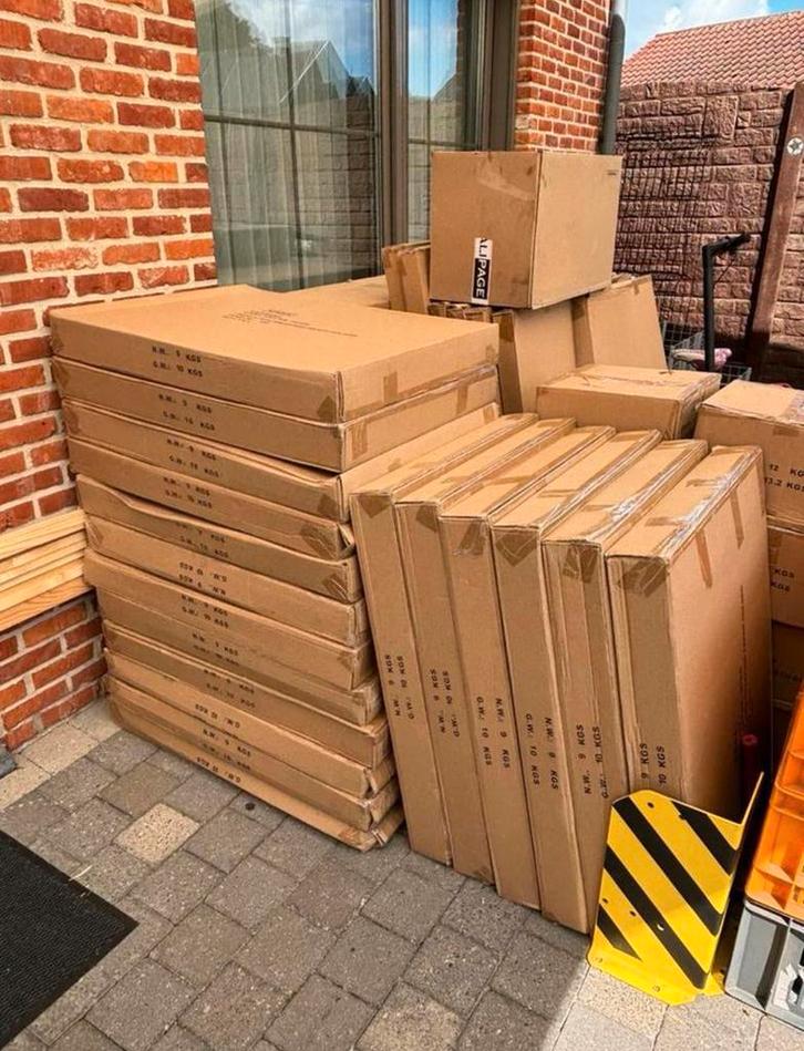 partij gedemonteerde winkelrekken Totaal 19 stuks nieuw, Zakelijke goederen, Kantoor en Winkelinrichting | Magazijn, Stelling en Opslag