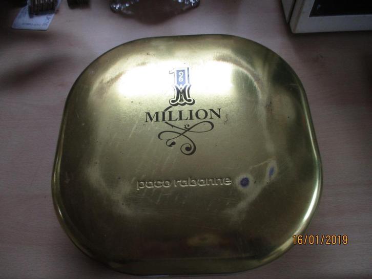 blikken, blik million van paco rabanne goudkleur, Verzamelen, Blikken, Gebruikt, Overige, Overige merken, Ophalen of Verzenden