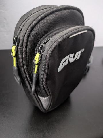 Sacoche de cuisse Givi état neuf Givi. beschikbaar voor biedingen