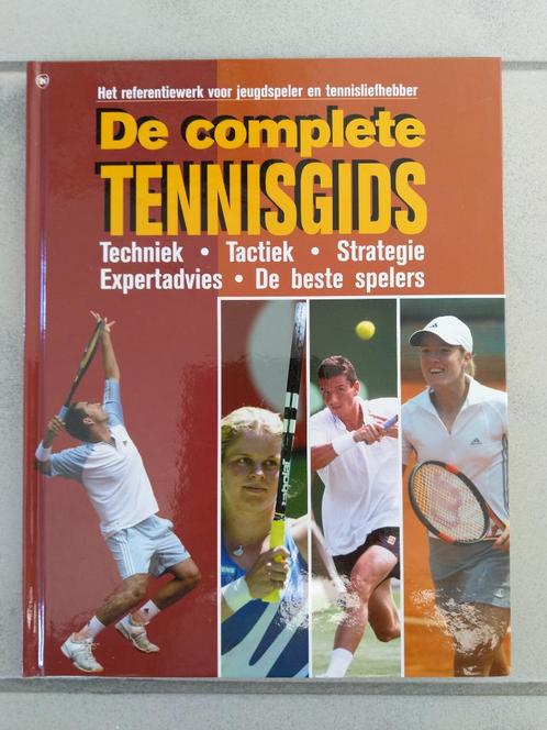Boek 'De complete tennisgids', Livres, Livres de sport, Neuf, Sport de ballon, Enlèvement ou Envoi