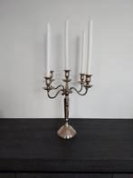 Chandelier à 5 bras, Enlèvement