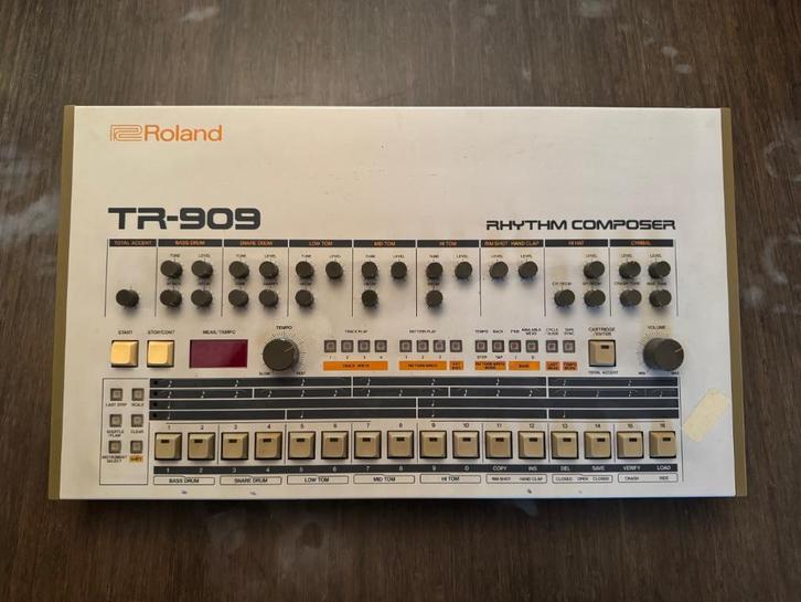 ROLAND TR-909, Muziek en Instrumenten, Soundmodules, Gebruikt, Roland, Ophalen