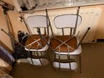 Chaises de cuisine et table vintage, Enlèvement, Comme neuf