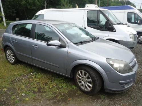 Opel Astra 1.7 d ,107 dkm ,van sterfgeval ,5 deurs ,2004 , 1, Auto's, Opel, Bedrijf, Te koop, Astra, ABS, Airbags, Centrale vergrendeling