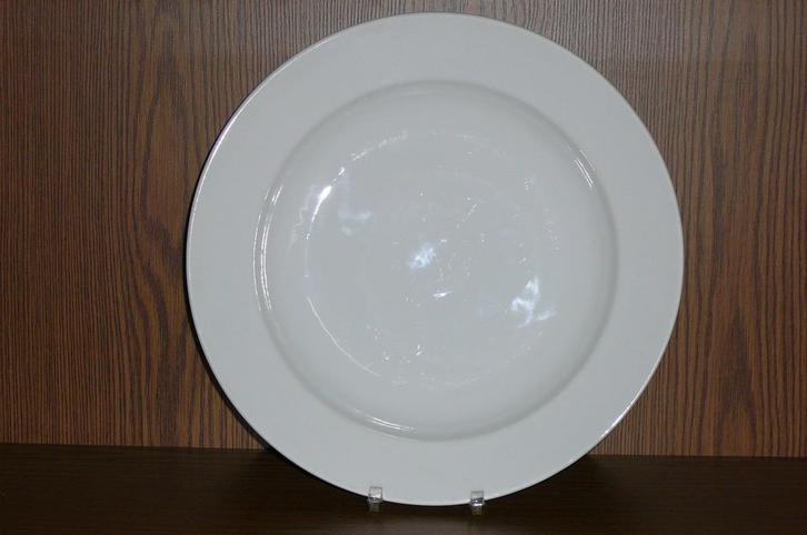 2 Grote diepe borden (m)  (doos 13), Huis en Inrichting, Keuken | Servies, Bord(en), Ophalen