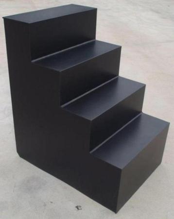 Vijvertrap 120x75 beschikbaar voor biedingen