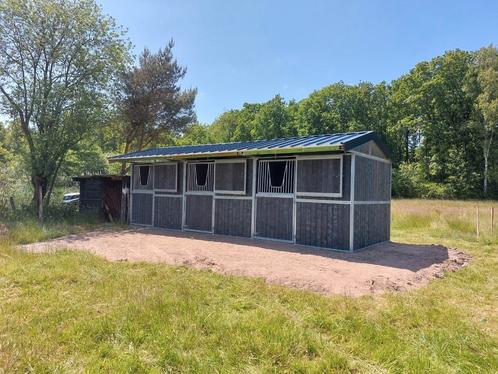 Degelijke paardenstallen schuilstal buitenstal boxen, Animaux & Accessoires, Box & Pâturages