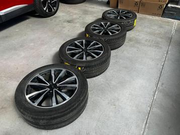 Ford Kuga wielen 235 50 R18 beschikbaar voor biedingen