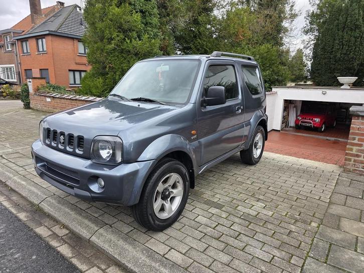 SUZYKI JIMNY, Autos, Suzuki, Particulier, Jimny, ABS, Airbags, Air conditionné, Vitres électriques, Radio, Essence, Break, 4 portes