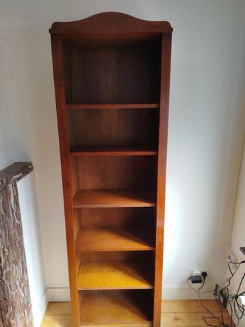 Bibliothèque en véritable bois, 6 étagères beschikbaar voor biedingen