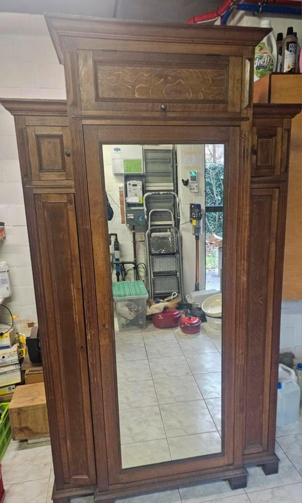 Sympathieke oude kast met spiegel, Antiek en Kunst, Antiek | Meubels | Kasten, Ophalen