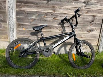 BMX zwart beschikbaar voor biedingen