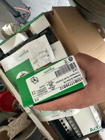 Patch pannel + connecteur rj45 beschikbaar voor biedingen