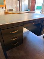 Metalen bureau, Ophalen, Gebruikt, No, No@mail.com