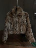 Faux furr deer jacket - asos design never worn, Vêtements | Femmes, Vestes | Hiver, Envoi, Comme neuf
