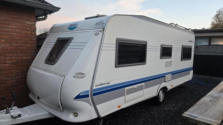 Hobby 540 ULA caravan, Caravanes & Camping, Caravanes, Particulier, jusqu'à 6, 1250 - 1500 kg, Banquette en rond, Hobby, Grand lit
