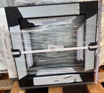 PVC Raam beschikbaar voor biedingen