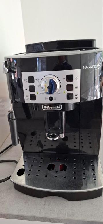 DeLonghi MAGNIFICA S volautomatische koffiemachine GARANTIE  beschikbaar voor biedingen