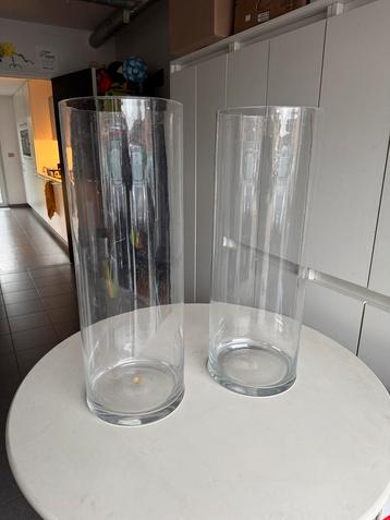 Een grote vaas beschikbaar voor biedingen