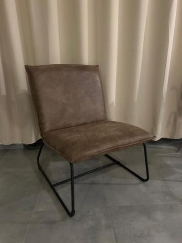 Fauteuil, bruin beschikbaar voor biedingen
