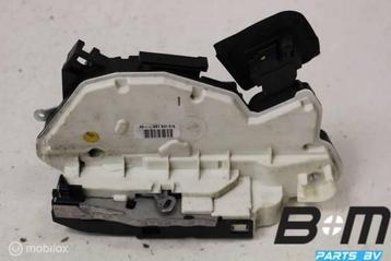 Portierslot LV (bestuurderskant) VW Polo 6R 5K1837015 beschikbaar voor biedingen