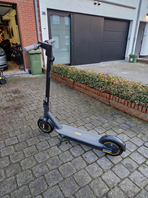 Elektrische step Ninebot Max G30 45km/h, Fietsen en Brommers, Steps, Zo goed als nieuw, Ophalen