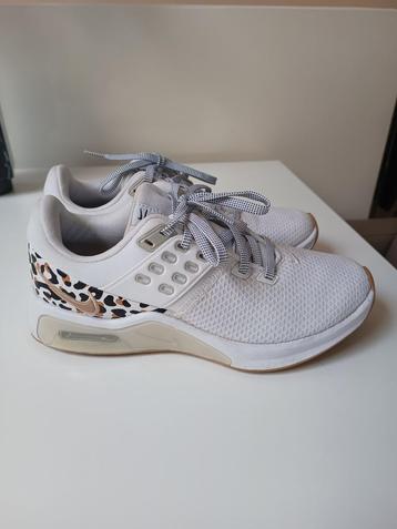 Sneakers Nike beschikbaar voor biedingen