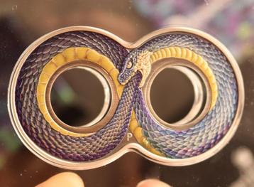 Ouroboros 2oz zilveren slang in doos beschikbaar voor biedingen