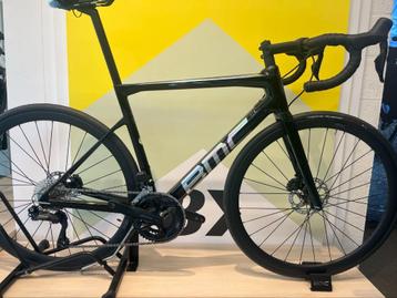 BMC Teammachine SLR FRS - Uitverkoop (-40%) beschikbaar voor biedingen