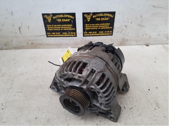 Dynamo van een Opel Corsa, Auto-onderdelen, Motor en Toebehoren, Opel, Gebruikt, 3 maanden garantie, Ophalen of Verzenden