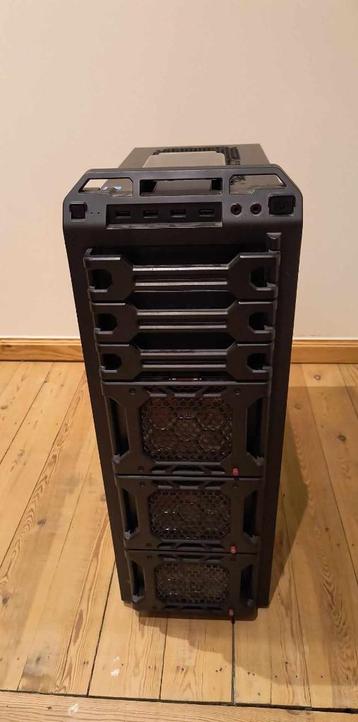 Antec Dark Fleet DF85 beschikbaar voor biedingen