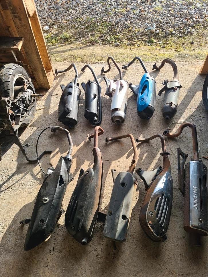 Pot d'échappement pour scooter 50cc 2 et 4 temps différents, Vélos & Vélomoteurs, Pièces de cyclomoteur | Général, Pot d'échappement