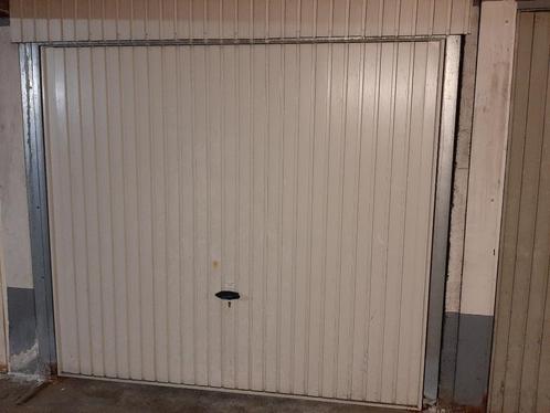 Te Huur : Afgesloten garage in Deurne, Immo, Garages en Parkeerplaatsen, Provincie Antwerpen