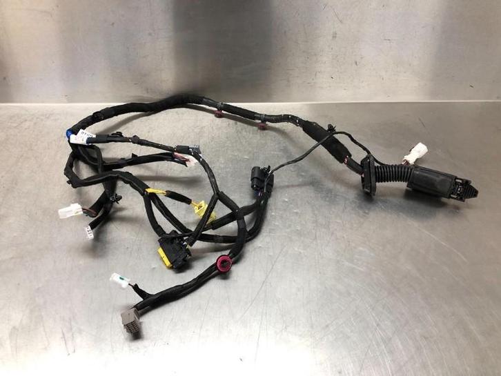 KABELBOOM Kia Stonic (YB) (01-2017/-) (|M901162|), Auto-onderdelen, Elektronica en Kabels, Kia, Gebruikt