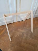 Houten baby gym, Enlèvement